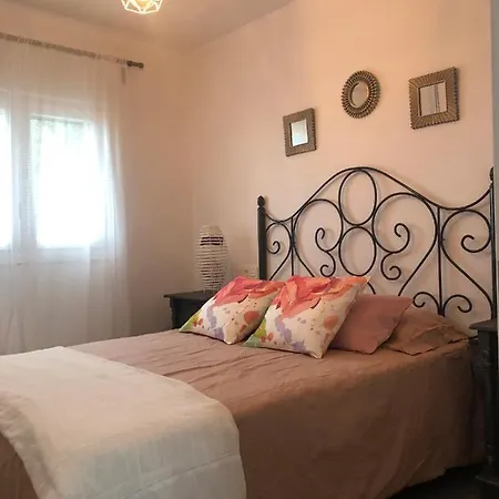 Santa Ana Villa *
