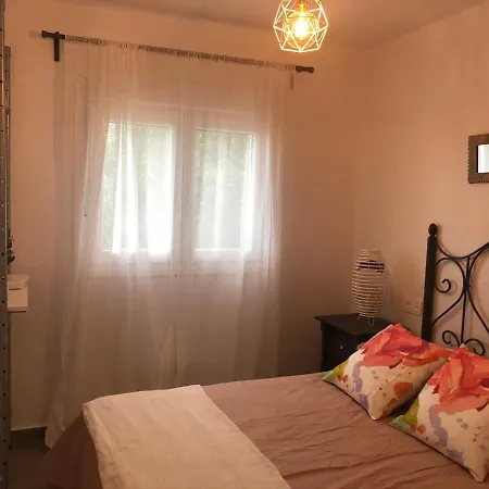 فيلة Santa Ana *